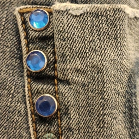 VNTG Marlow Original Blue Jeans Sz 26 3 Embellished Fancy Distress Straight Leg - Picture 9 of 16